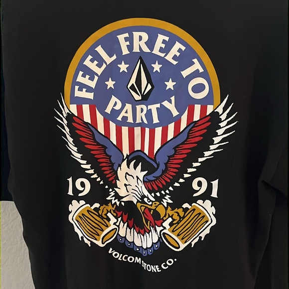 Men’s Volcom Freeedom Eagle Black Tee - Picture 6 of 9